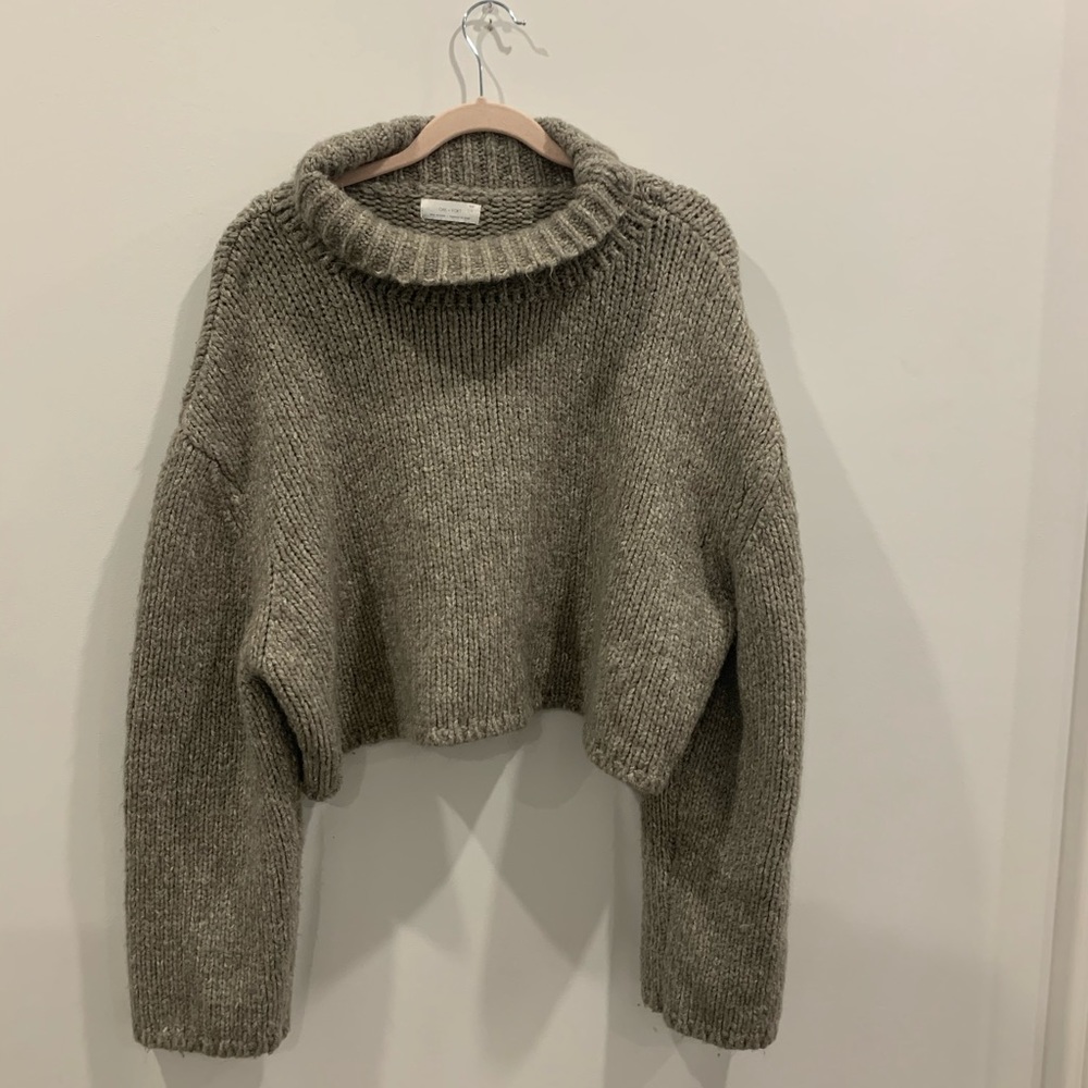 oak and fort cropped knitted sweater